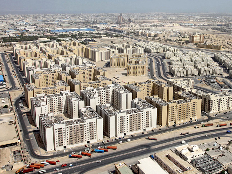 AL QUOZ CORNER PLOT β PRIME LOCATION WITH SHEIKH ZAYED ROAD FRONTAGE